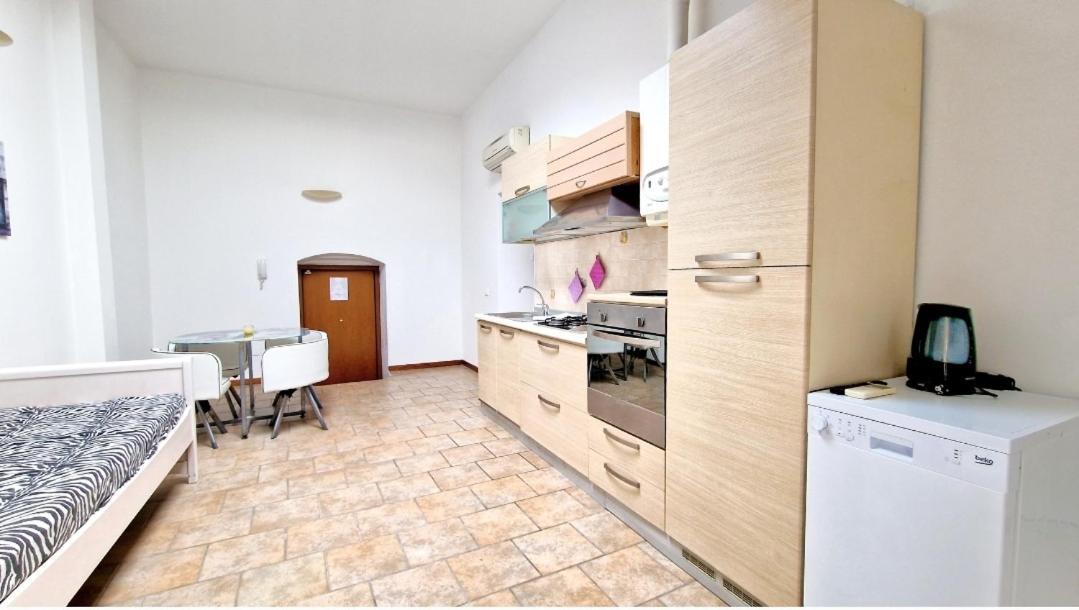Apartamento Bardo House Bardolino Exterior foto